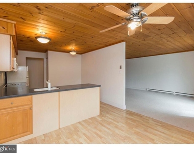 600 Campbell Circle - Photo Thumbnail 3