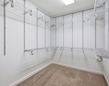 11129 Lakeshore Drive - Photo Thumbnail 14