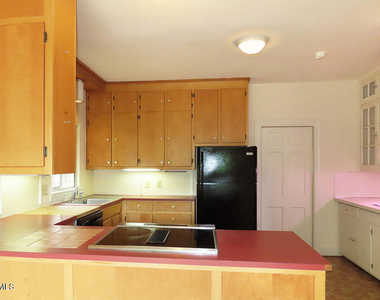 120 Kenan Street - Photo Thumbnail 8