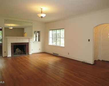 120 Kenan Street - Photo Thumbnail 2