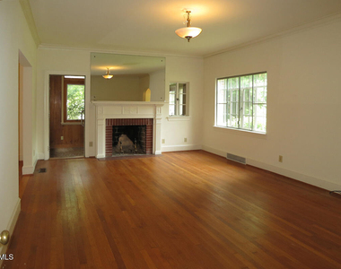 120 Kenan Street - Photo Thumbnail 3