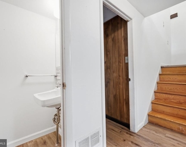 3242 Parkview Drive - Photo Thumbnail 21