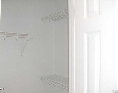 208 N Franklin Street - Photo Thumbnail 9