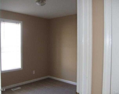 208 N Franklin Street - Photo Thumbnail 6