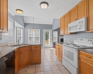 110 Richard Drive - Photo Thumbnail 9