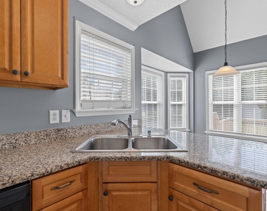 110 Richard Drive - Photo Thumbnail 11
