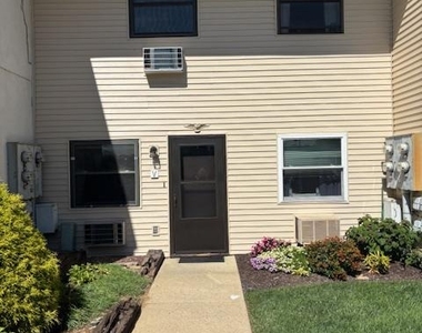 1334 W Wyomissing Court - Photo Thumbnail 1