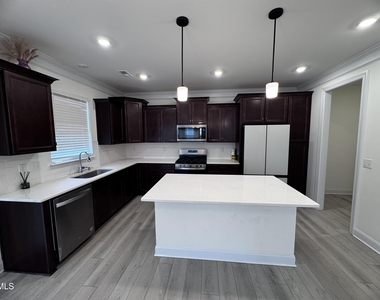 296 Ford Meadows Drive - Photo Thumbnail 5