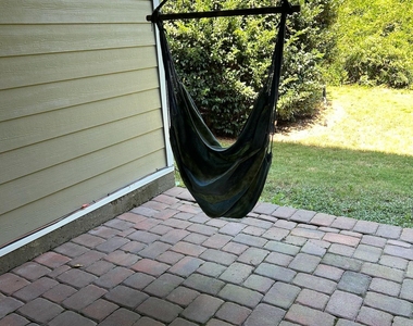 1112 Boxcar Way - Photo Thumbnail 21