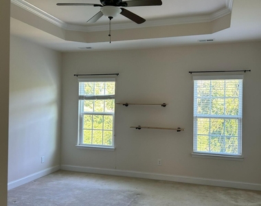 1112 Boxcar Way - Photo Thumbnail 14