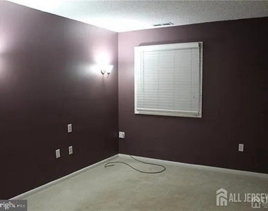 5219 Ravens Crest Drive - Photo Thumbnail 4
