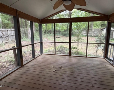 401 Barclay Road - Photo Thumbnail 8