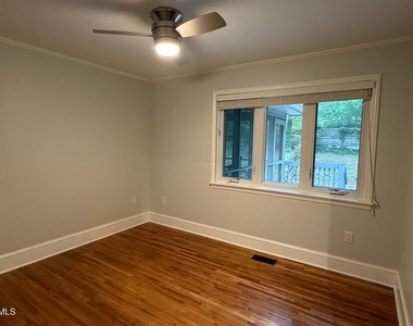 401 Barclay Road - Photo Thumbnail 5