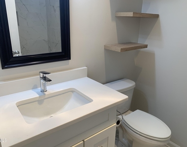 3304 Mill Run - Photo Thumbnail 12