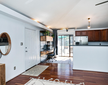 3304 Mill Run - Photo Thumbnail 6