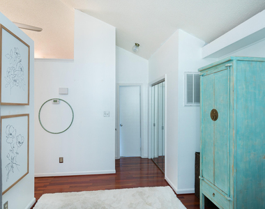3304 Mill Run - Photo Thumbnail 11