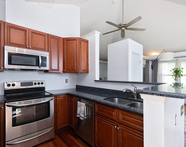 3304 Mill Run - Photo Thumbnail 3