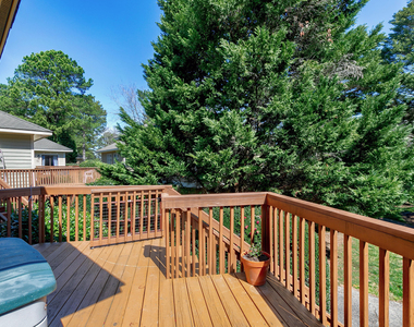 3304 Mill Run - Photo Thumbnail 16