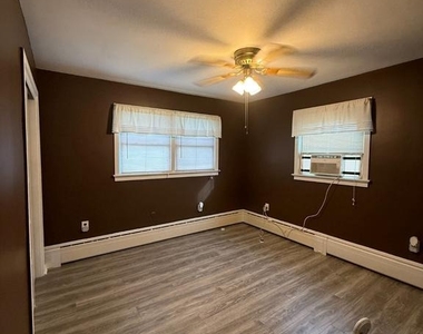 110 Gropp Avenue - Photo Thumbnail 10