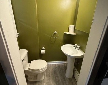 110 Gropp Avenue - Photo Thumbnail 13