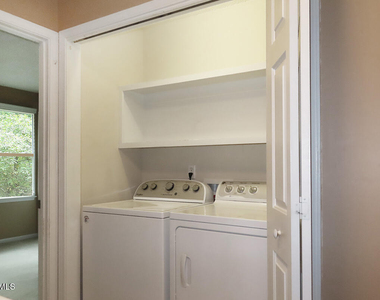109 Gunston Court - Photo Thumbnail 10