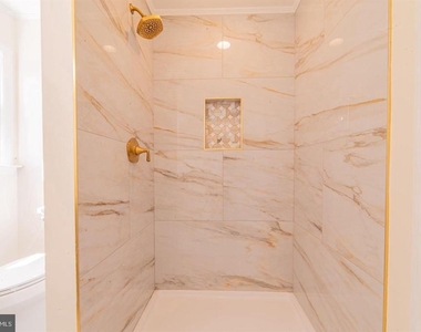 236 Cedar Avenue - Photo Thumbnail 12