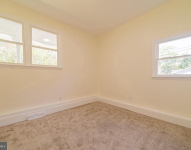 236 Cedar Avenue - Photo Thumbnail 16
