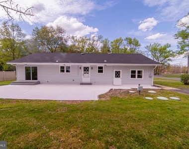 236 Cedar Avenue - Photo Thumbnail 22