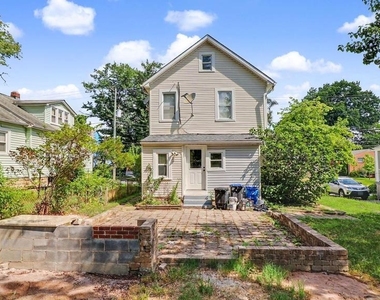 3107 Upshur Street - Photo Thumbnail 3
