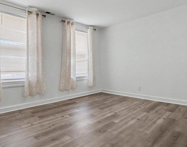 3107 Upshur Street - Photo Thumbnail 24