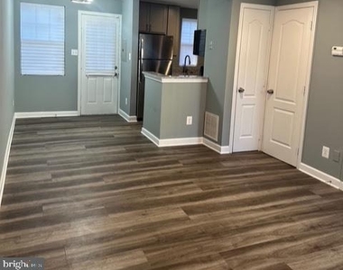 2515 Kent Town Place - Photo Thumbnail 22