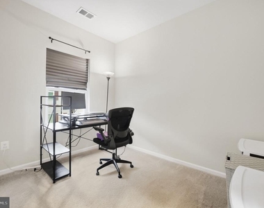 10521 Rawlins Lane - Photo Thumbnail 26