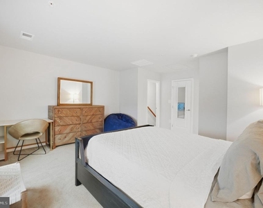 10521 Rawlins Lane - Photo Thumbnail 24