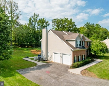 14209 Dunwood Valley Drive - Photo Thumbnail 4