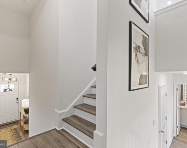 15037 Douglas Fir Lane - Photo Thumbnail 2
