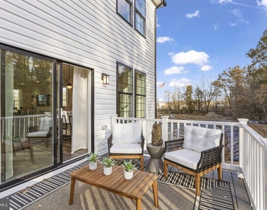 15037 Douglas Fir Lane - Photo Thumbnail 28