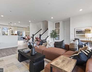 15037 Douglas Fir Lane - Photo Thumbnail 14
