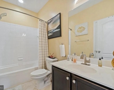 4822 Forest Pines Drive - Photo Thumbnail 38