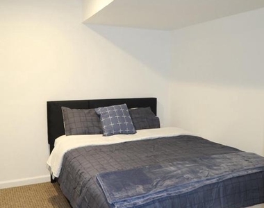 3213 Valley Forest Drive - Photo Thumbnail 8