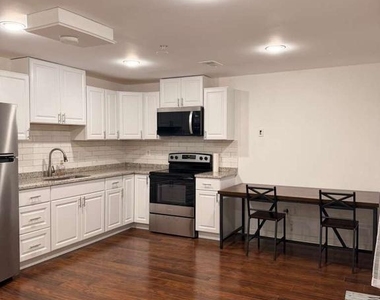 3213 Valley Forest Drive - Photo Thumbnail 13
