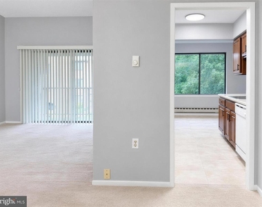 15301 Pine Orchard Drive - Photo Thumbnail 5