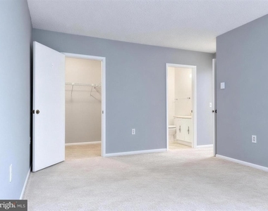 15301 Pine Orchard Drive - Photo Thumbnail 12