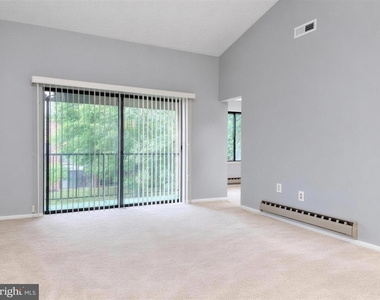 15301 Pine Orchard Drive - Photo Thumbnail 4