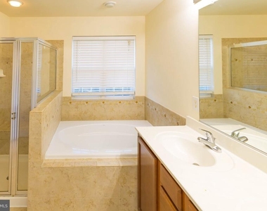 23111 Turtle Rock Terrace - Photo Thumbnail 46