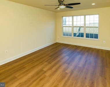 23111 Turtle Rock Terrace - Photo Thumbnail 57