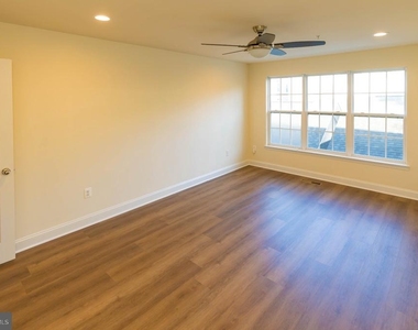 23111 Turtle Rock Terrace - Photo Thumbnail 39