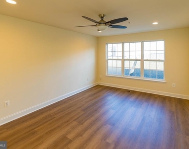 23111 Turtle Rock Terrace - Photo Thumbnail 41