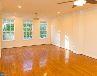 23111 Turtle Rock Terrace - Photo Thumbnail 20