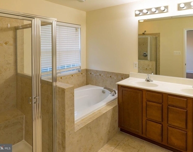 23111 Turtle Rock Terrace - Photo Thumbnail 45