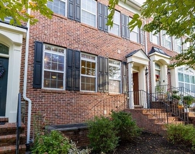 23111 Turtle Rock Terrace - Photo Thumbnail 7